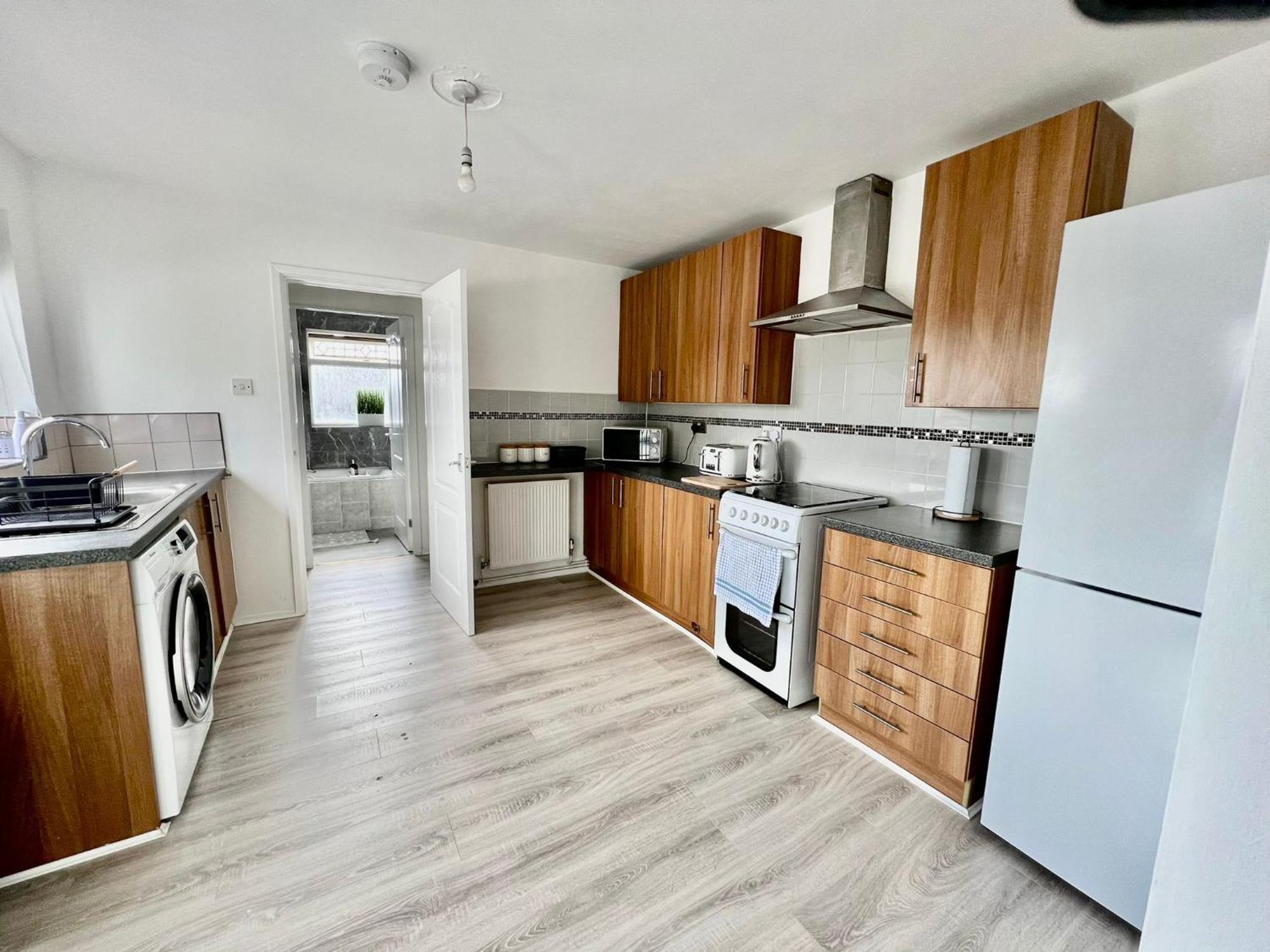 Executive 3 Bedroom Port Talbot Town Centre Margam Sleeps 7 Ngoại thất bức ảnh